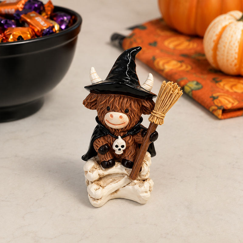 Halloween Schotse Hooglandkoe Heks Ornament