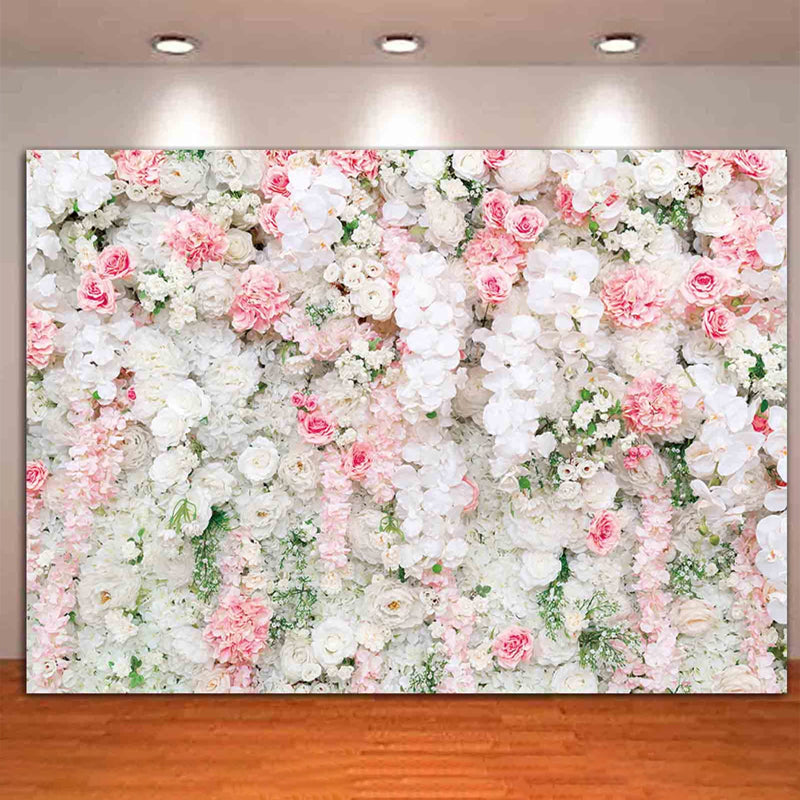 Magische bosachtergrondbanner met bloemen en vlinders — Decoratie voor een verjaardagsfeest in de buitenlucht