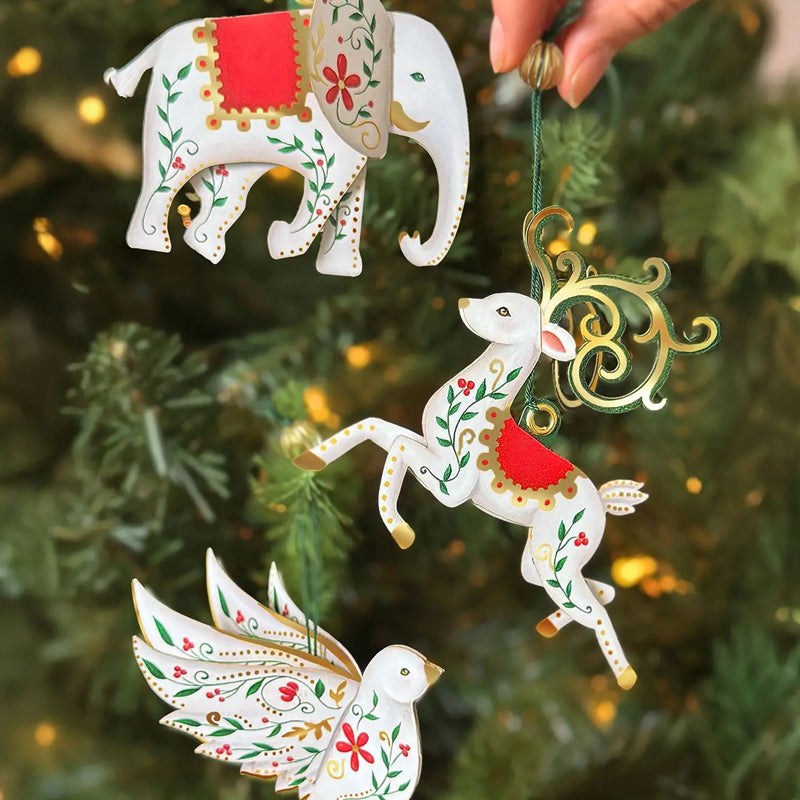 ✨ Enchanted Forest Kerstversieringsset – 12 Magische Papieren Schatten ✨