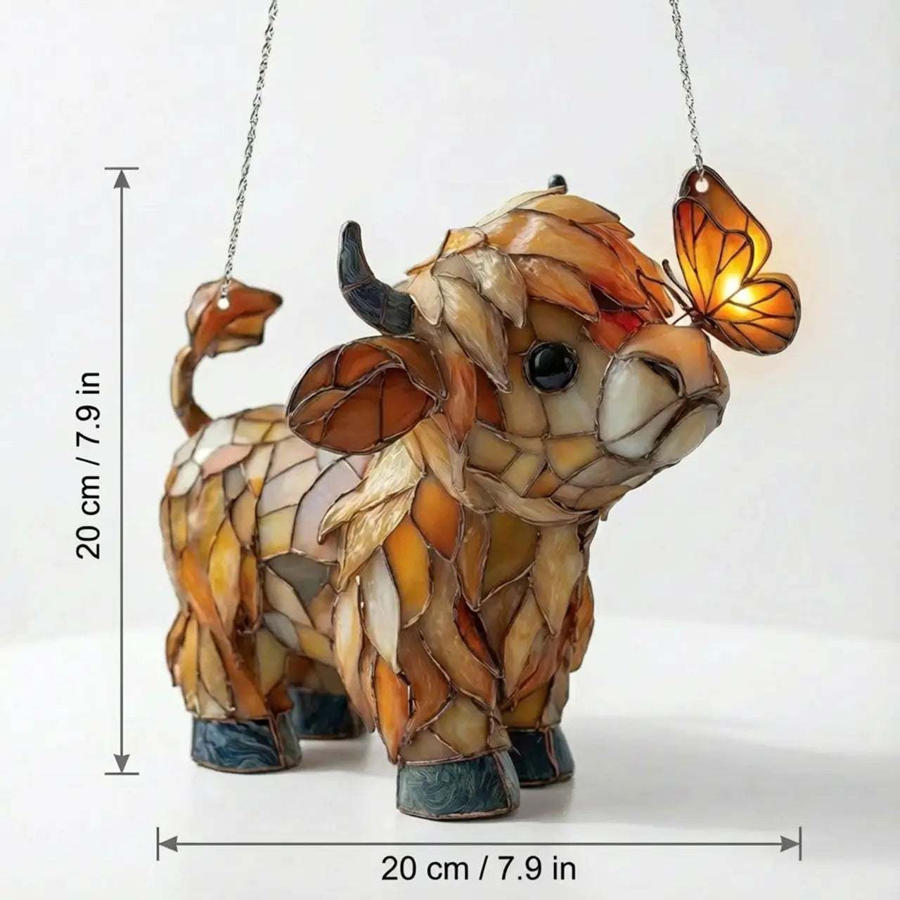 Raamdecoratie met Schotse hooglandkoe: vlinder raamhanger